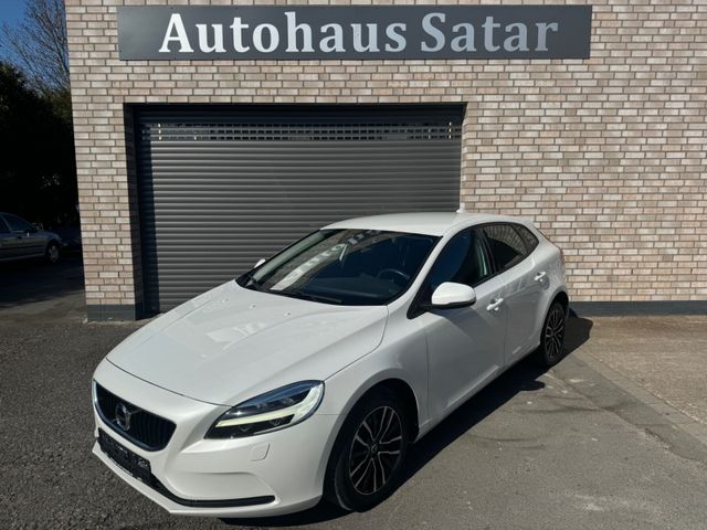 Volvo V40 Momentum *AHK*LED*KEY*Sitzheizung*