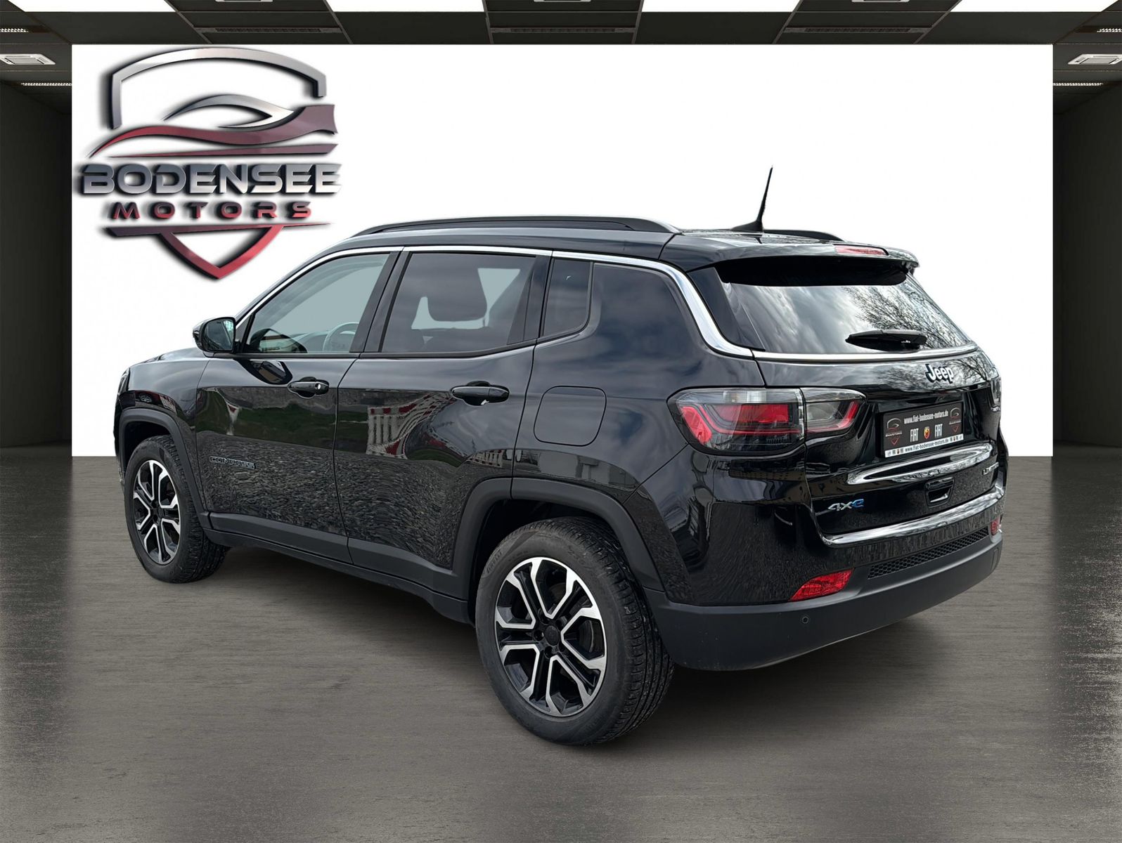Fahrzeugabbildung Jeep Compass 1.3 T4 Plug-In Hybrid Limited 4xe 140kW