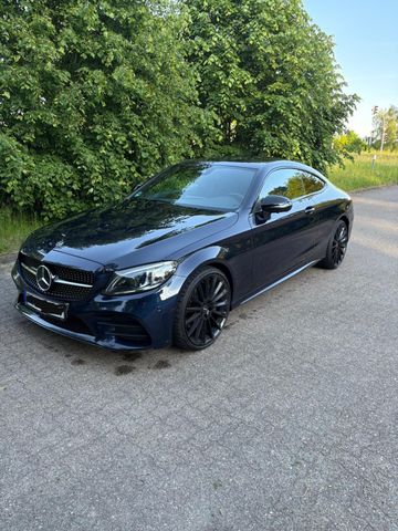 MERCEDES-BENZ C 300 d Coupe 9G-TRONIC AMG Line