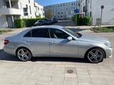 Mercedes-Benz E Klasse 350 W212 CGI Avantgarde Leder  - Mercedes-Benz 350 mit Benzin-Antrieb: Limousine