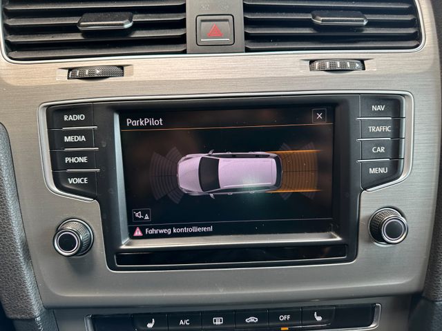 MYAUTOCENTER – Gebraucht- und Jahreswagen mit Werkstattservice in Pfaffenhofen Volkswagen Golf VII Variant Comfortline BlueMotion