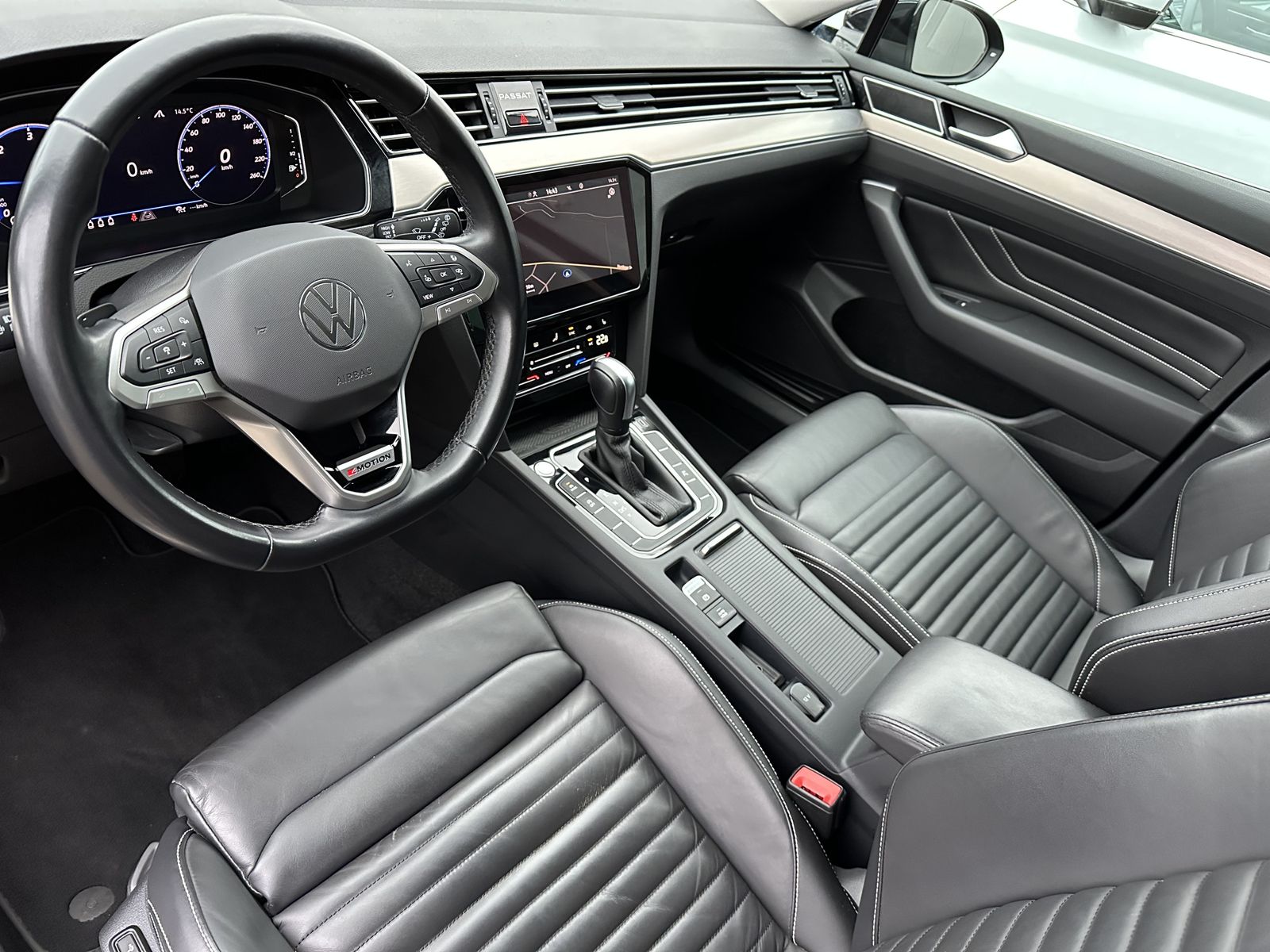 Fahrzeugabbildung Volkswagen Passat Variant 2.0 TDI 4M Elegance NAV+LED+AHK