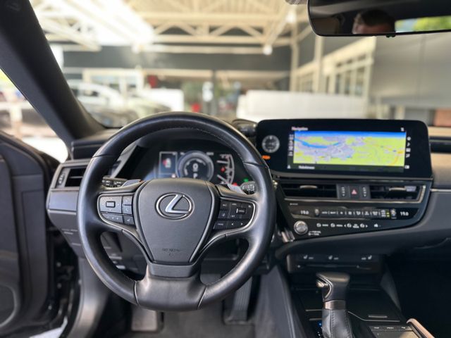 Lexus ES 300  h Busins – Line -Kamera – Bluetooth