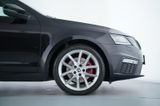 Skoda OCTAVIA COMBI RS 2.0TDI NAVI+ALCANTARA/LEDERuvm - Skoda Octavia: Schwarz, RS
