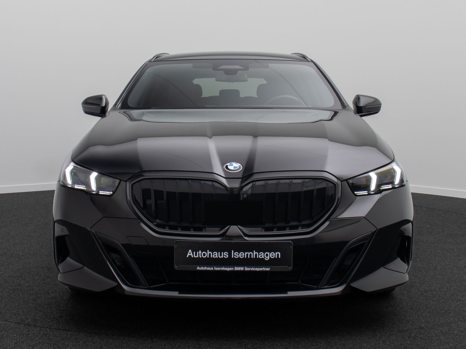 Fahrzeugabbildung BMW 520d M Sport 360&deg;H/K Alarm DAB HUD Bel&uuml;ftung 19"