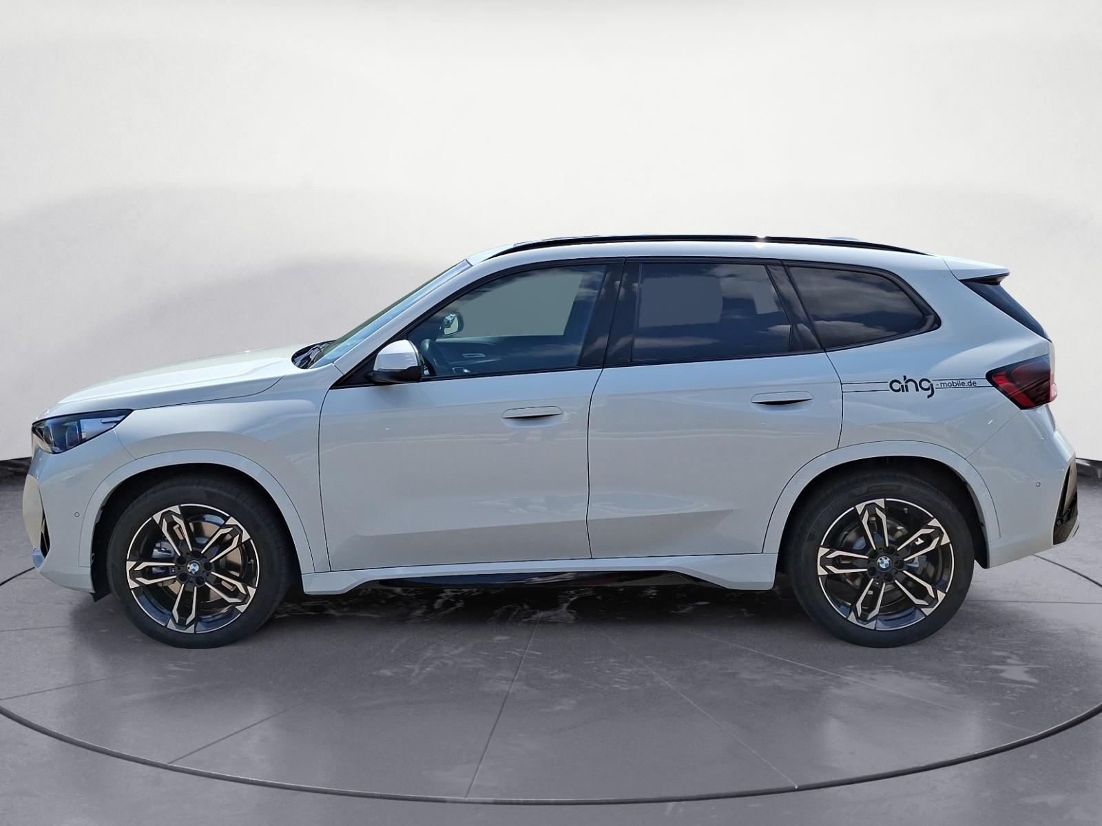 BMW X1 sDrive20i Aut. M Sportpaket Panorama el.Sitz, миниатюра 3