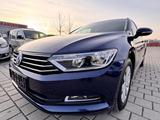 Volkswagen Passat 2.0TDI 150PS AUTOMATIK/NAVI/AHK/TÜV - Volkswagen Passat: Blau