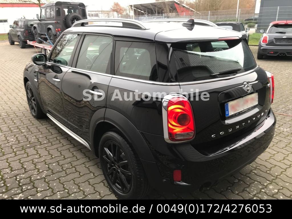 MINI One Countryman