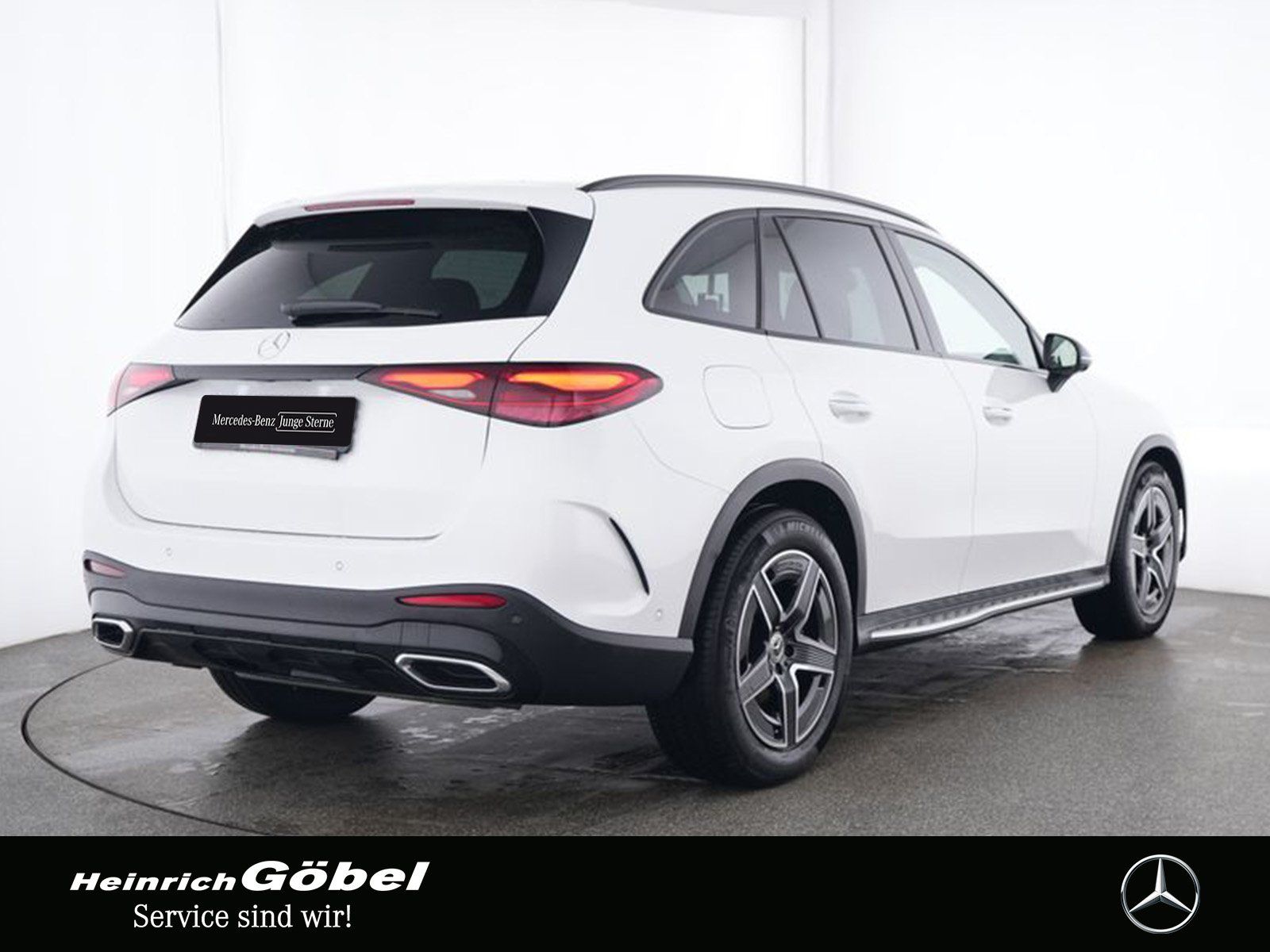 Fahrzeugabbildung Mercedes-Benz GLC 300 4M AMG+AHK+PANO+STANDHZ+DISTRONIC+NIGHT