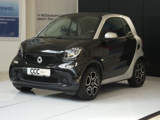 Smart fortwo 90PS/Leder/Servo/SHZ/Navi uvm.