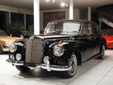 Mercedes-Benz 300 Adenauer Cabrio