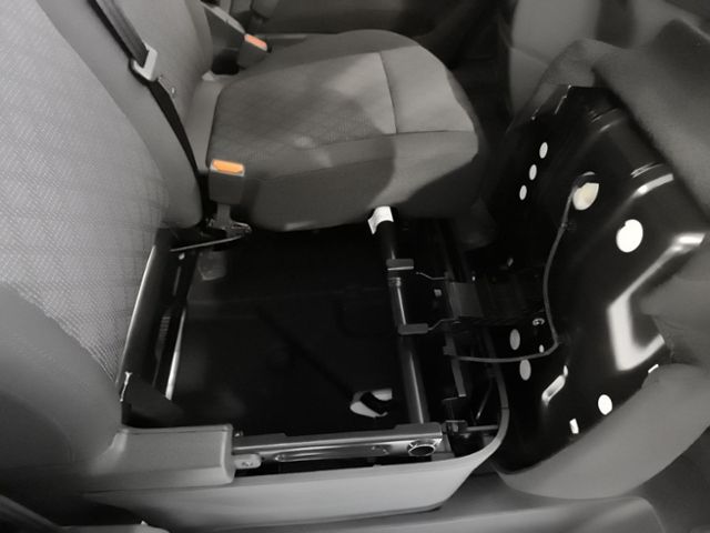 Fahrzeugabbildung Volkswagen Transporter Kasten LR 2.0 TDI Langer Radstand LE