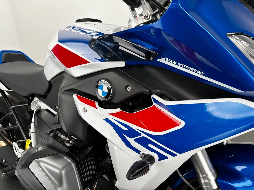 Fahrzeugabbildung BMW R1250 RS *SERVICE NEU *SEHR GEPFLEGT