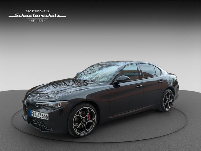 Alfa Romeo Giulia Competizione Q4 2,2 JTDM H&K LED 19"