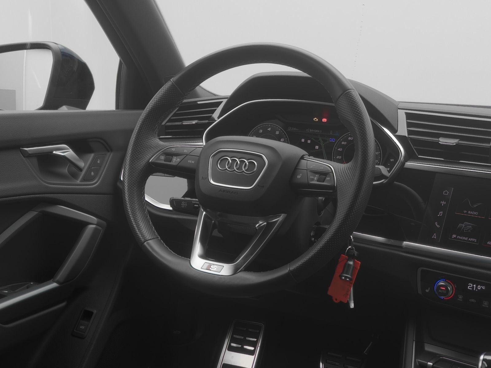 Audi Q3 45 TFSI qu. *2x S line*Opt.schw*AHK*KAM*19"* foto 9