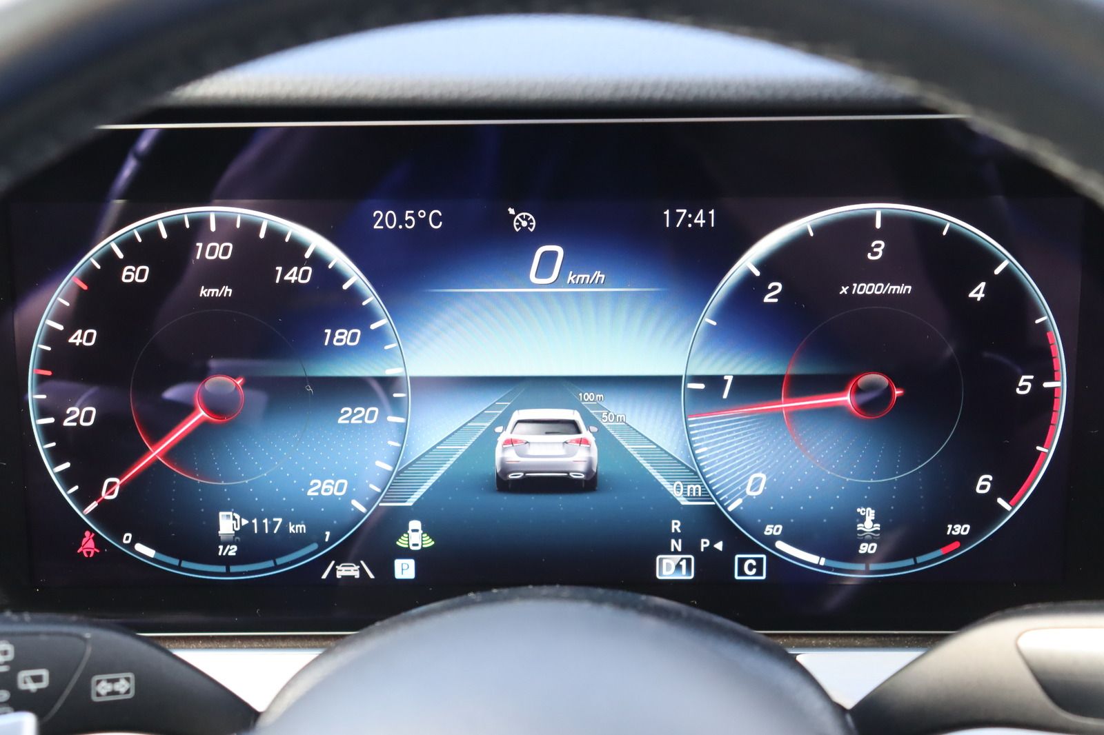 Fahrzeugabbildung Mercedes-Benz E 220 T d  * LED * DAB * Widescreen