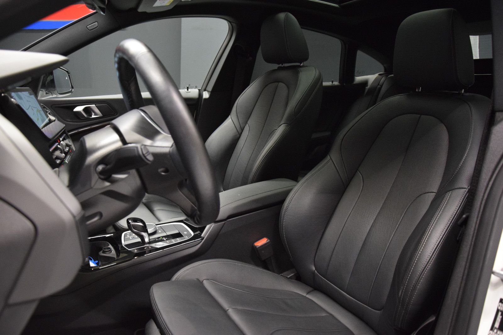 Fahrzeugabbildung BMW 218 i Gran Coupé M Sport H&k Pano HuD Leder ACC