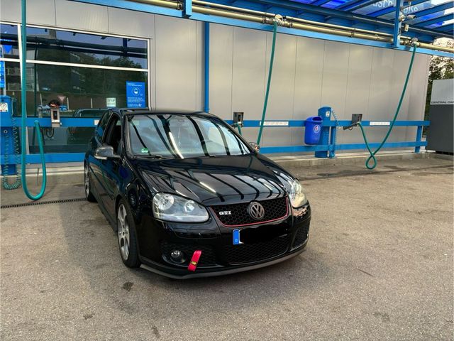 Volkswagen Golf 5 GTI