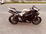 Kawasaki ninja zx10r - Offers