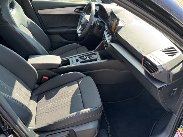 Formentor VZ 1.4l e-Hybrid *Pano/AHK/19"Copper*