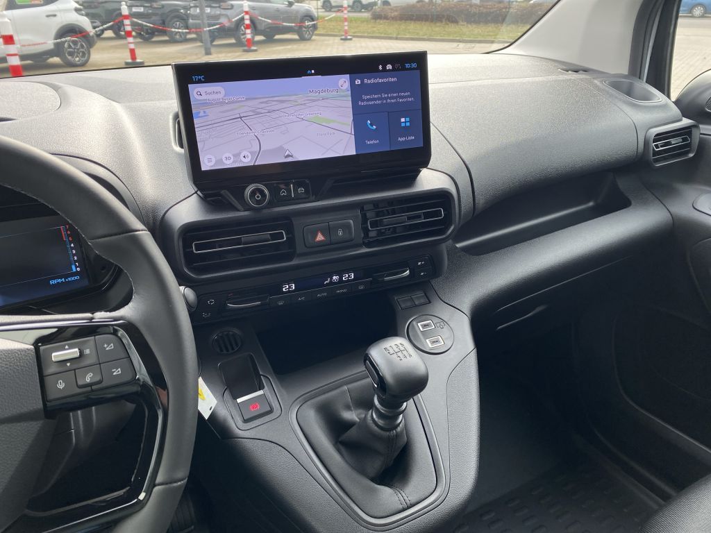 Fahrzeugabbildung Citroën Berlingo 1.5 Diesel 100 M XTR *Navi*Cam*3 Sitze*