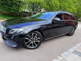 Mercedes-Benz E 200 T Autom./KAMERA/ASISS/SDH/LEDER/II HAND - Mercedes-Benz in Stuttgart
