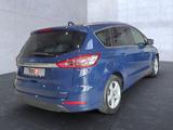 Ford S-Max Hybrid Titanium PDC h. AHK Navi Keyless - Ford S-Max mit Hybrid-Antrieb: Automatik