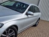 Mercedes-Benz C 180  T Avantgarde*AHK schenk.*LED*Navi - gebrauchte Mercedes-Benz C 180 aus dem Jahr 2015