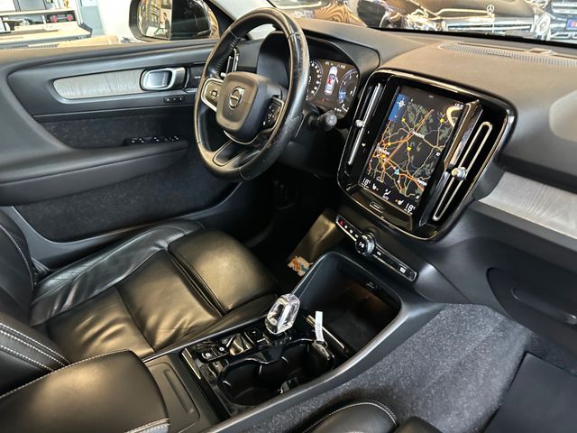 MYAUTOCENTER – Gebraucht- und Jahreswagen mit Werkstattservice in Pfaffenhofen Volvo XC 40 XC40 Inscription AWD *2. Hand*360°Kamera*