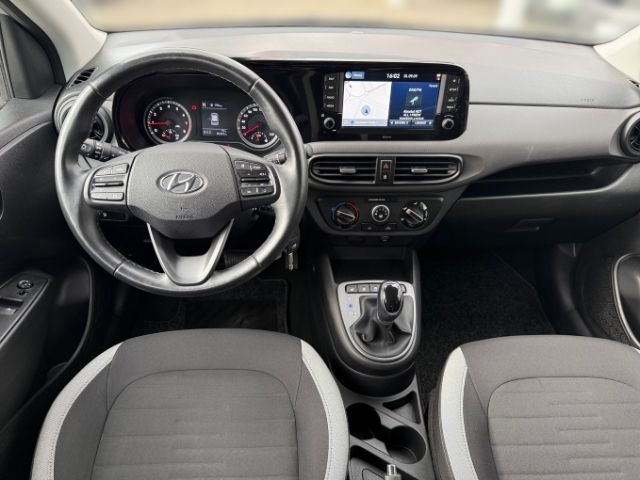 Fahrzeugabbildung Hyundai i10 Trend 1.0 +KLIMA+NAVI+RFK+SHZ+DAB+TEMPOMAT+U