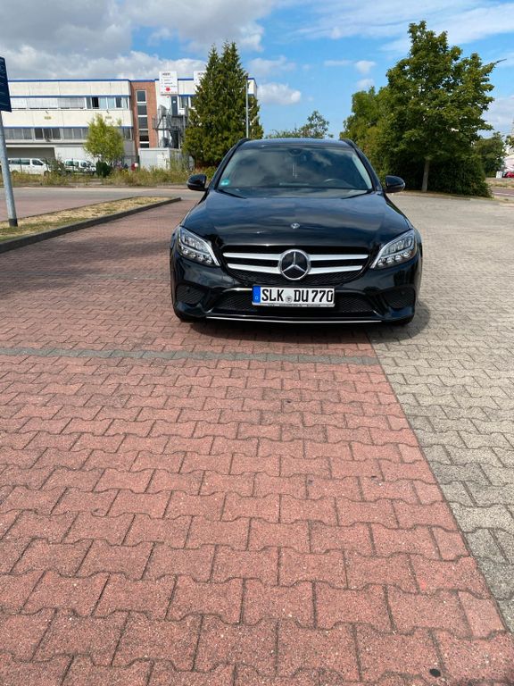 Image of Mercedes-Benz 220
