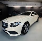 Mercedes-Benz E 220 d EXCLUSIVE Autom. EXCLUSIVE - Mercedes-Benz E 220 mit Diesel-Antrieb: Taxi, Limousine