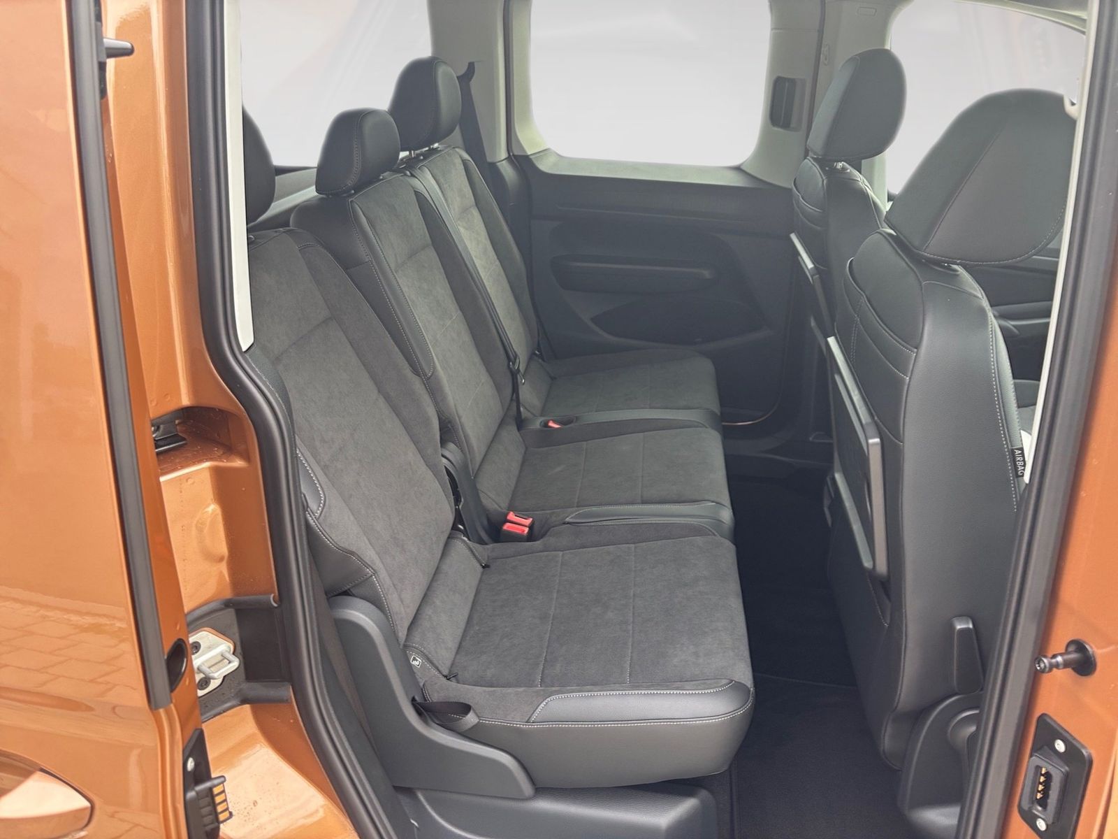 Volkswagen Caddy - Bild 10