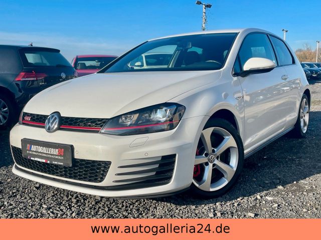 Volkswagen Golf VII GTI Performance SPORTSITZE Xenon 2.HAND