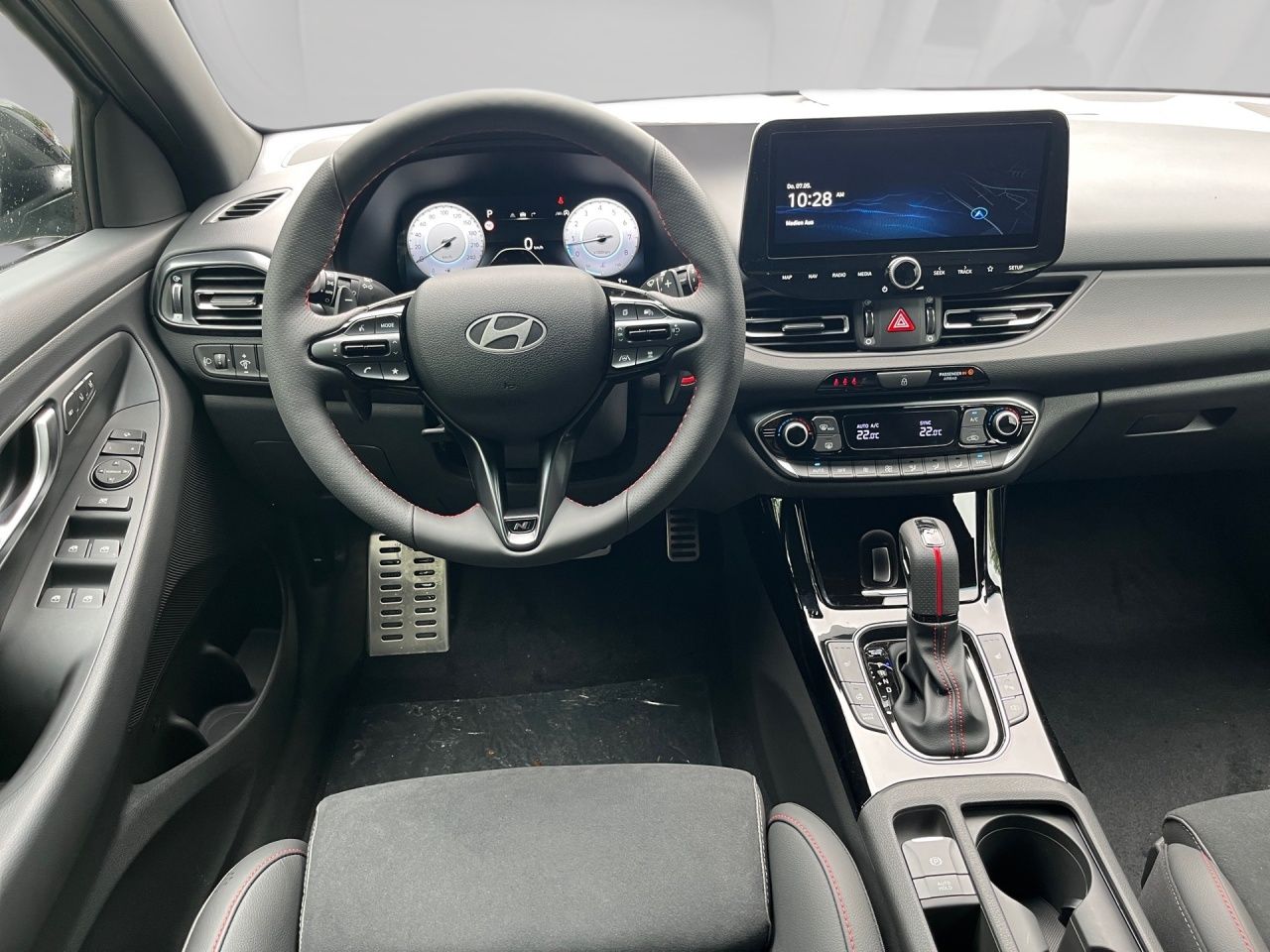 Fahrzeugabbildung Hyundai i30 N-LINE X *KLIMAA*CARPLAY*NAVI*SHZ*LHZ*