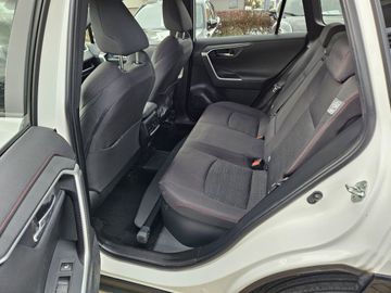 Toyota RAV 4 - 10