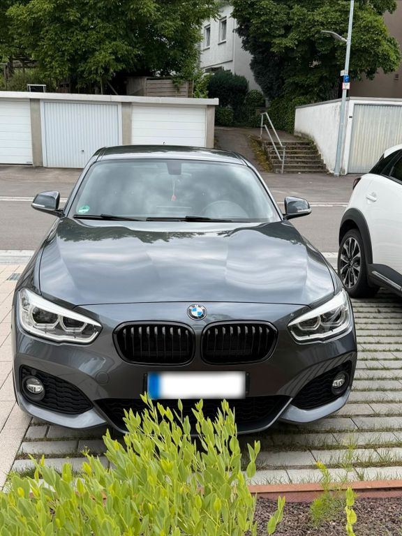 Image of BMW 120