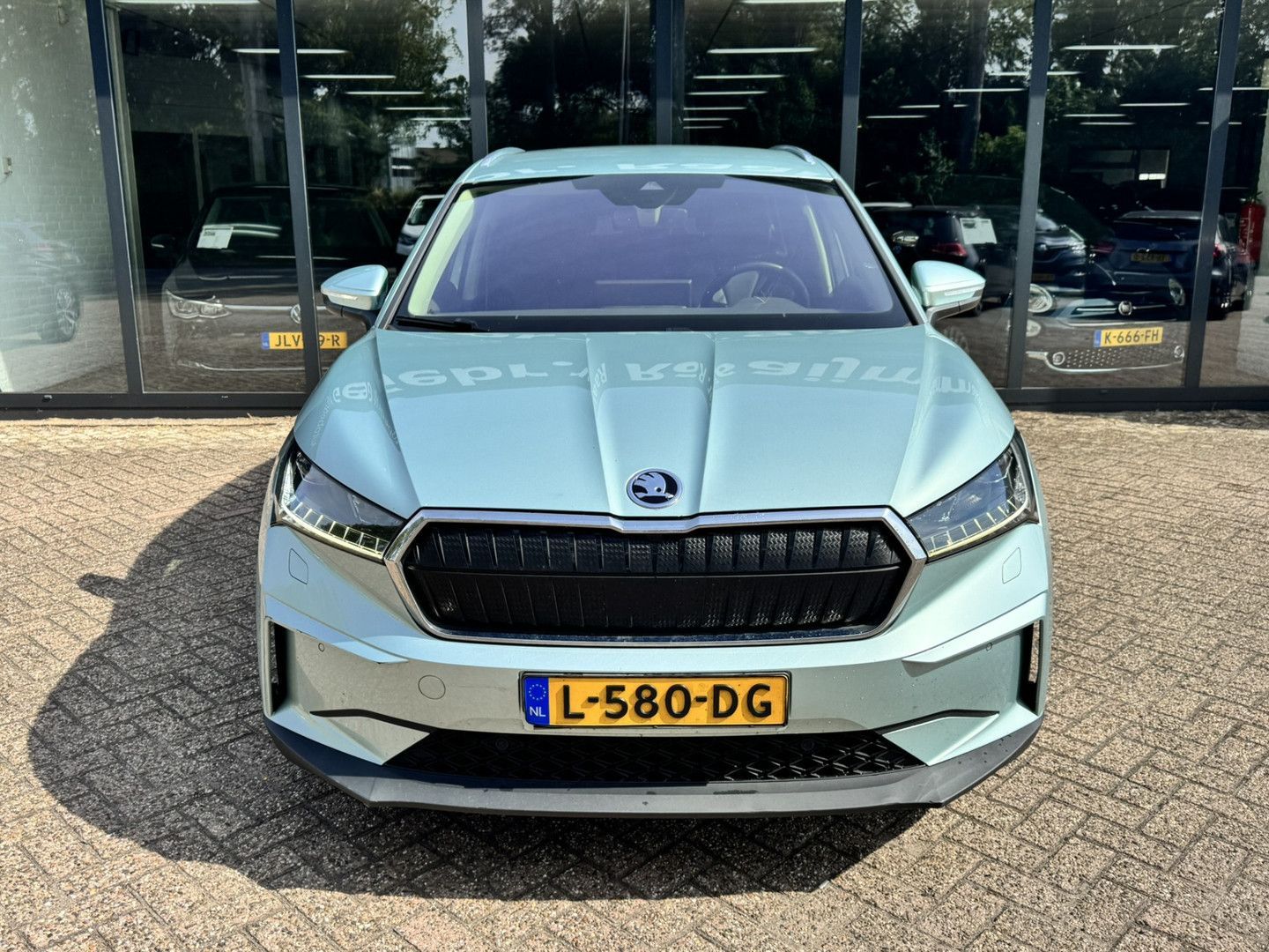 Skoda Enyaq iV 80 *Heatpump*AHK*Leder* imagem 3