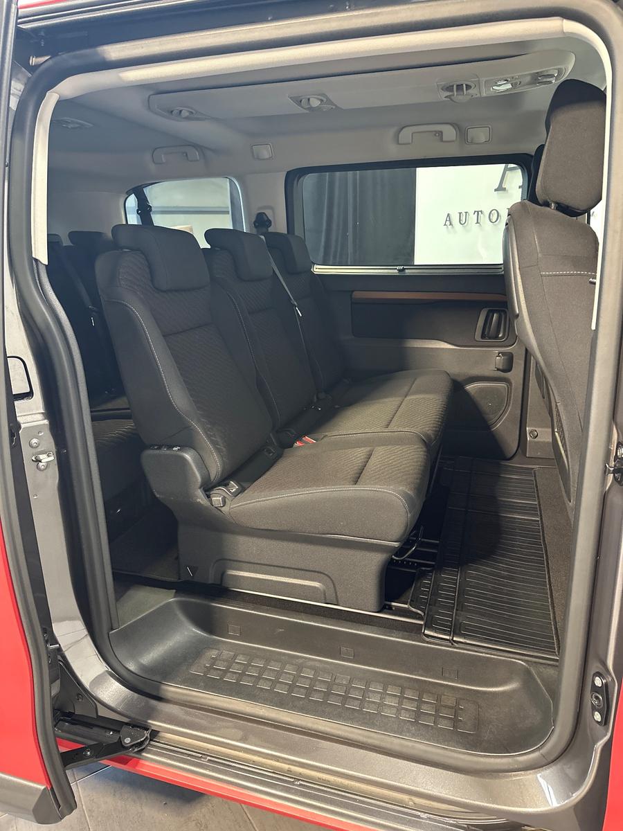 Toyota Proace Verso 2.0 D L2H1 8-Sitzer NAV+360°+ACC