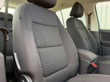 Volkswagen Tiguan - 11