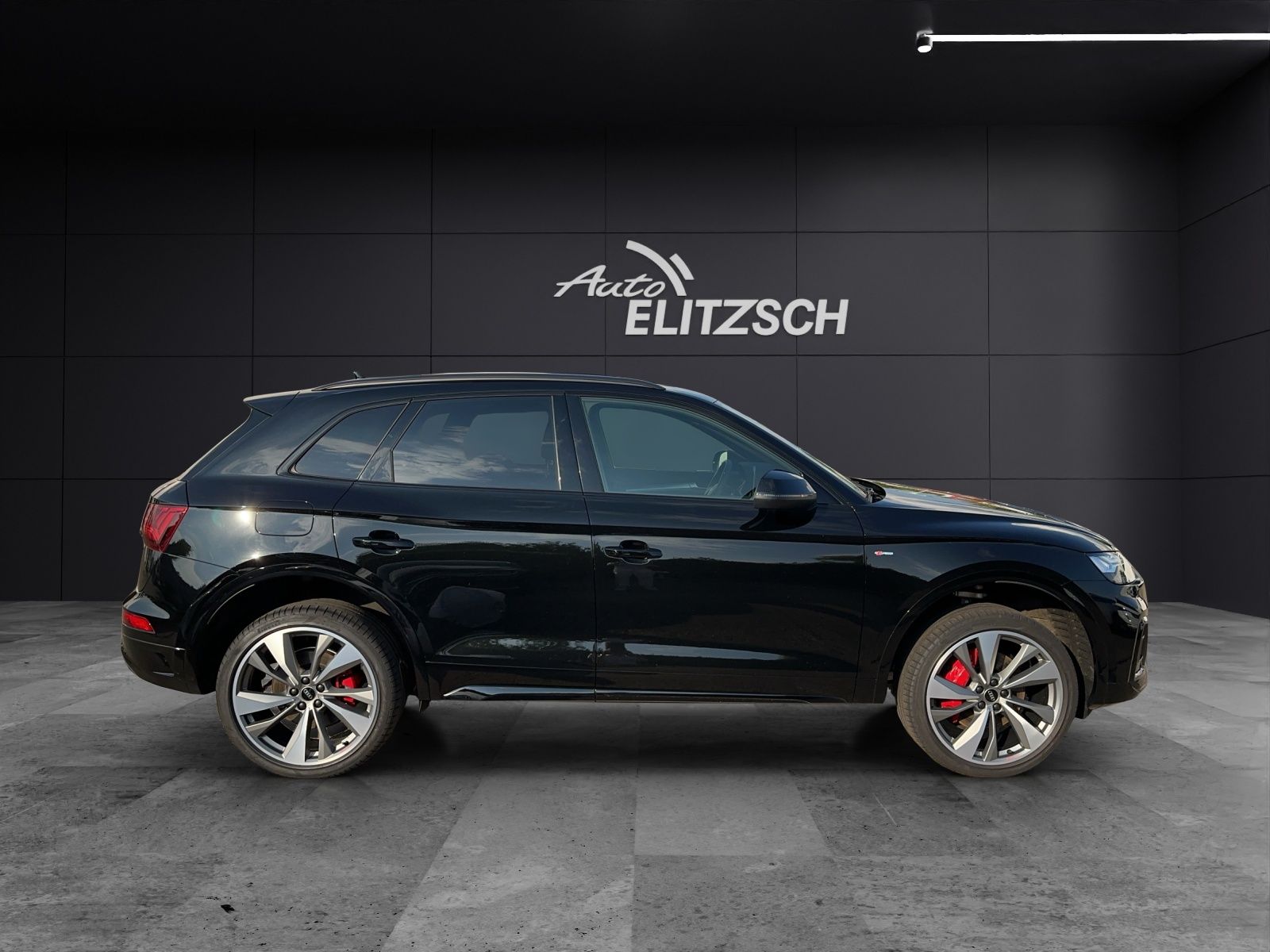 Fahrzeugabbildung Audi Q5 50 TDI quattro S line, MATRIX  LUFT 21" AHK P