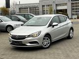 Opel Astra K Lim. Edition *CarPlay*Navi*Tempmat