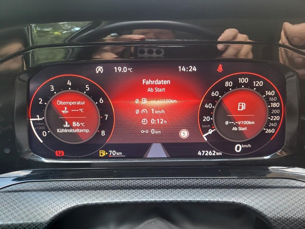 Volkswagen Golf TSI United 150PS 16"LM StdHz Navi AmbiL    