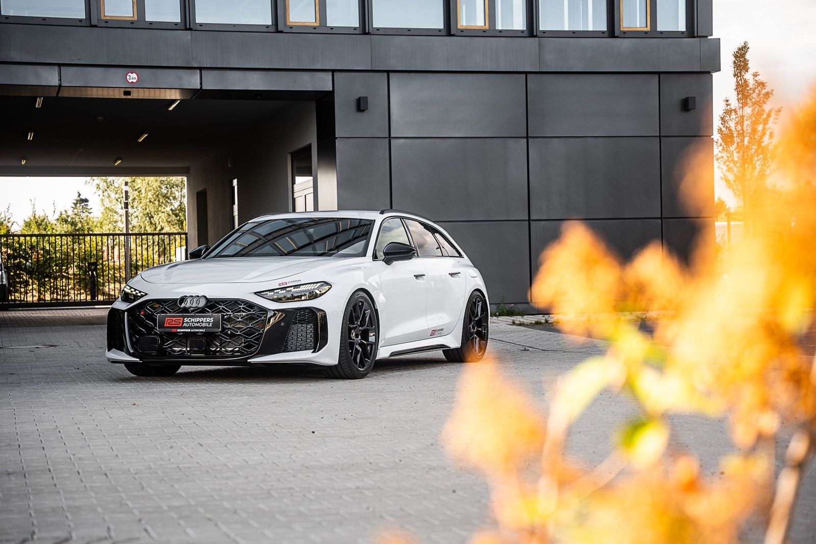 Fahrzeugabbildung Audi RS5 Avant KERAMIK|B&O|TECHPRO|HUD|SPORTPAKET|285
