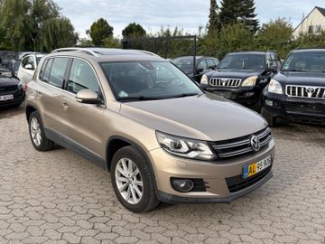 Volkswagen Tiguan - 2