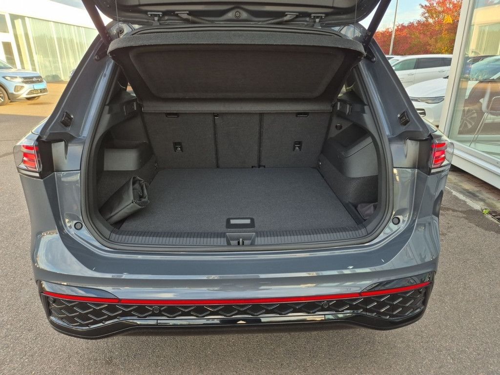 Tiguan 2.0 TDI 4Motion R-Line *DSG*MATRIX*AHK*ST