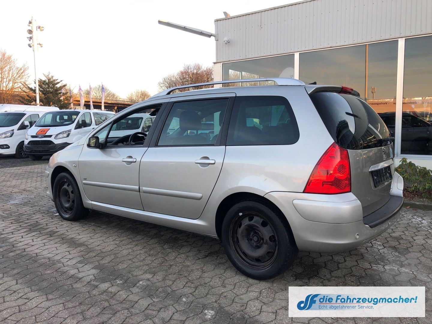 Fahrzeugabbildung Peugeot 307 SW Kombi Sport 2.0HDi 135PS*EXPORT TÜV 10/26