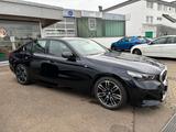 BMW 520 d M Sport - : mit Apple Carplay, Limousine