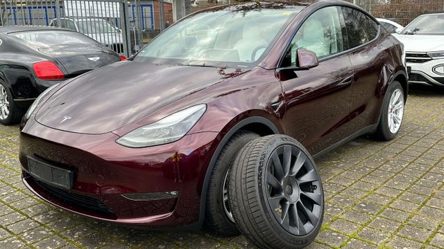 Tesla Model Y Long Range Dual Motor AWD