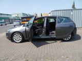 Opel Astra .1.6 Automatik*Behindertengerchtes Auto - Opel Astra aus 2010: 1.6
